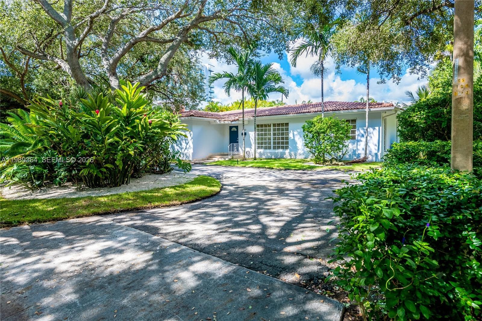 4160 Bay Point Rd, Miami FL 33137 — 3