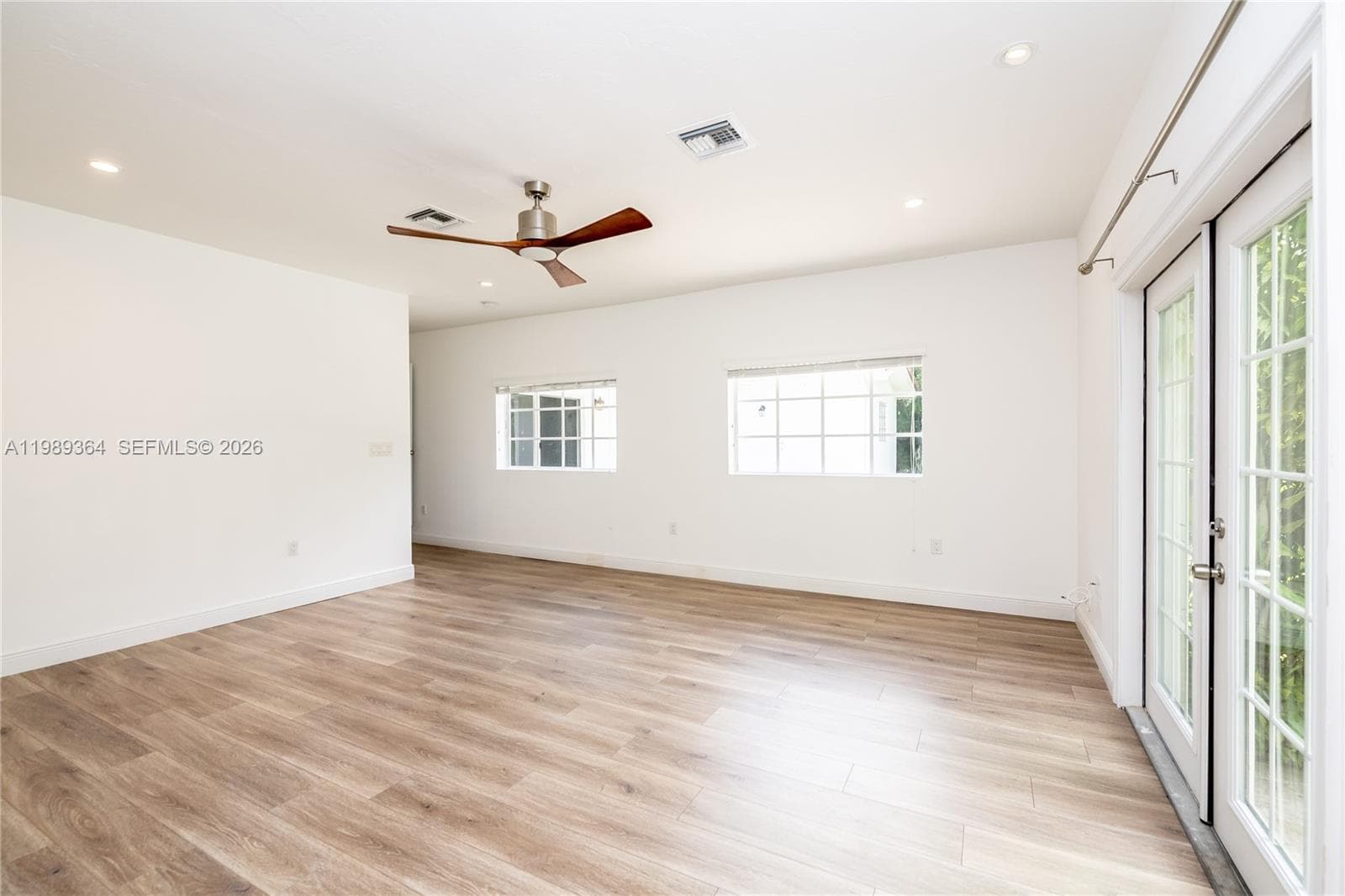 4160 Bay Point Rd, Miami FL 33137 — 33