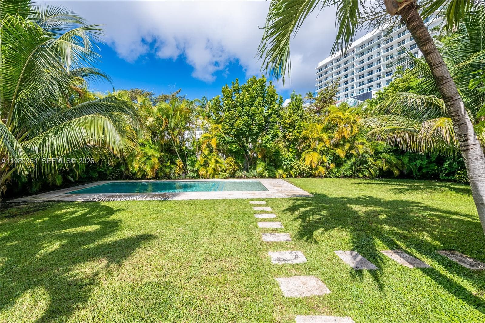 4160 Bay Point Rd, Miami FL 33137 — 54