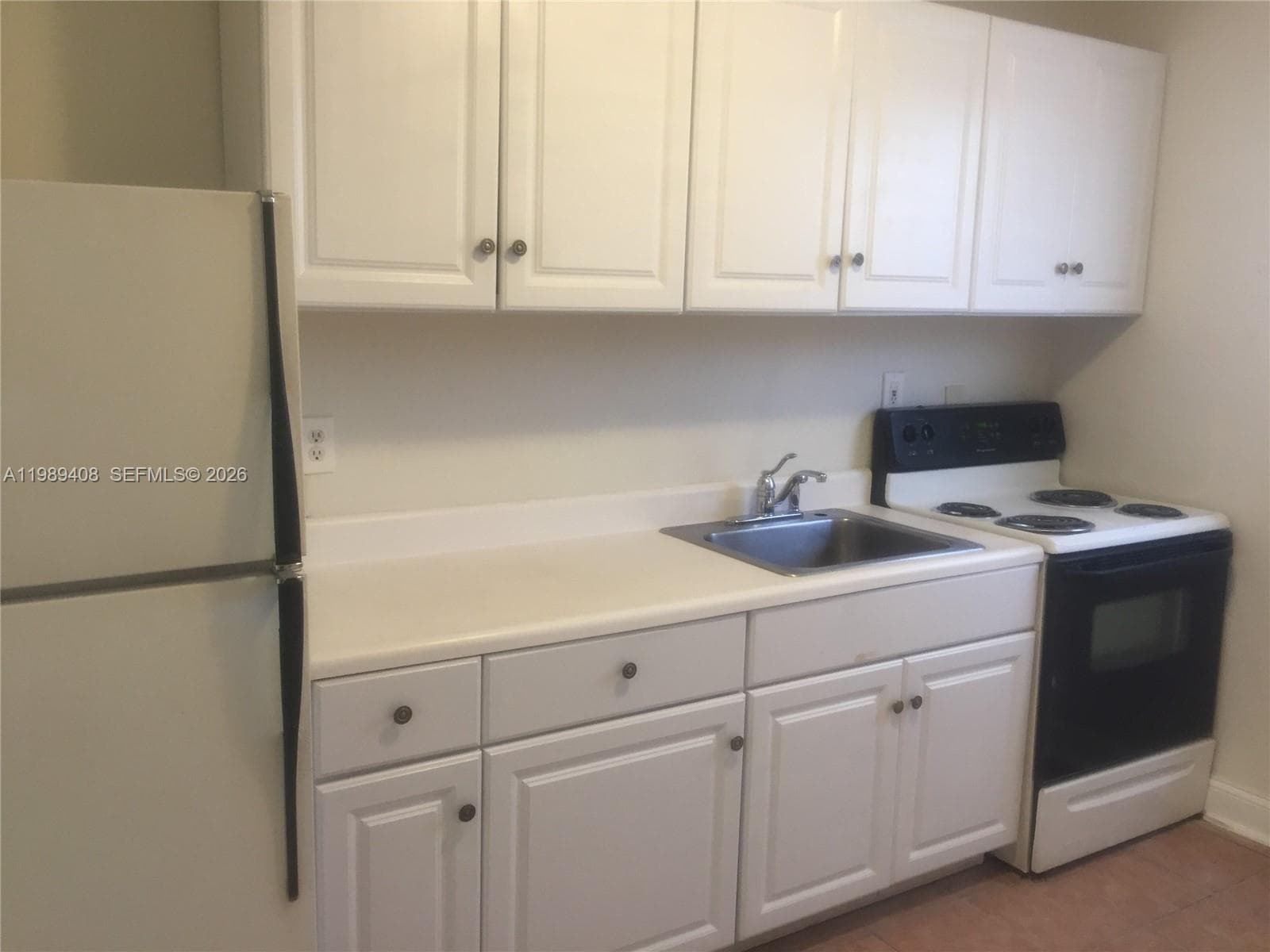 2551 NW 13th St # 29, Miami FL 33125 — 2
