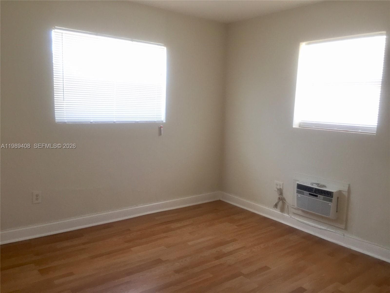 2551 NW 13th St # 29, Miami FL 33125 — 10