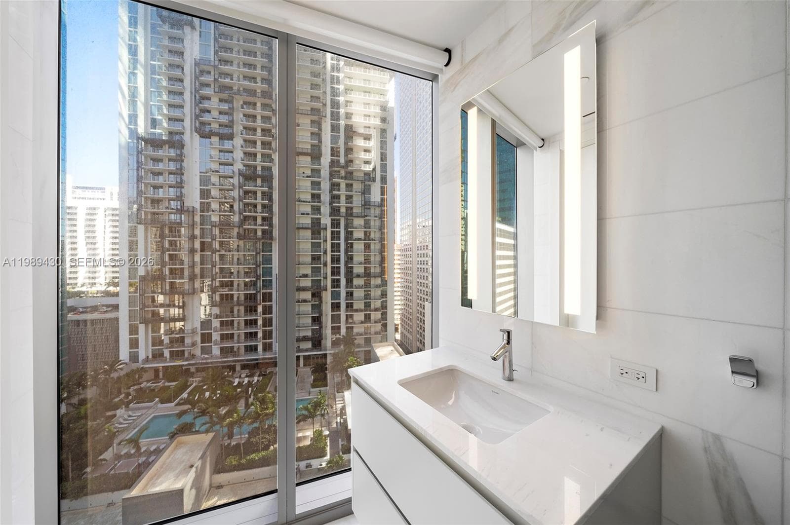 300 Biscayne Blvd Way # 1904C, Miami FL 33131 — 42