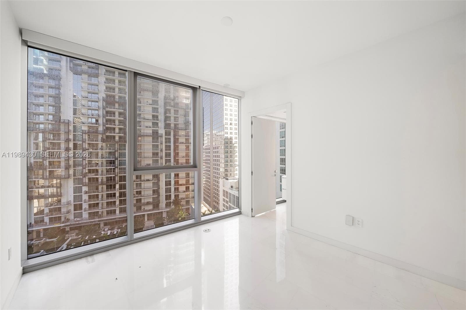 300 Biscayne Blvd Way # 1904C, Miami FL 33131 — 40