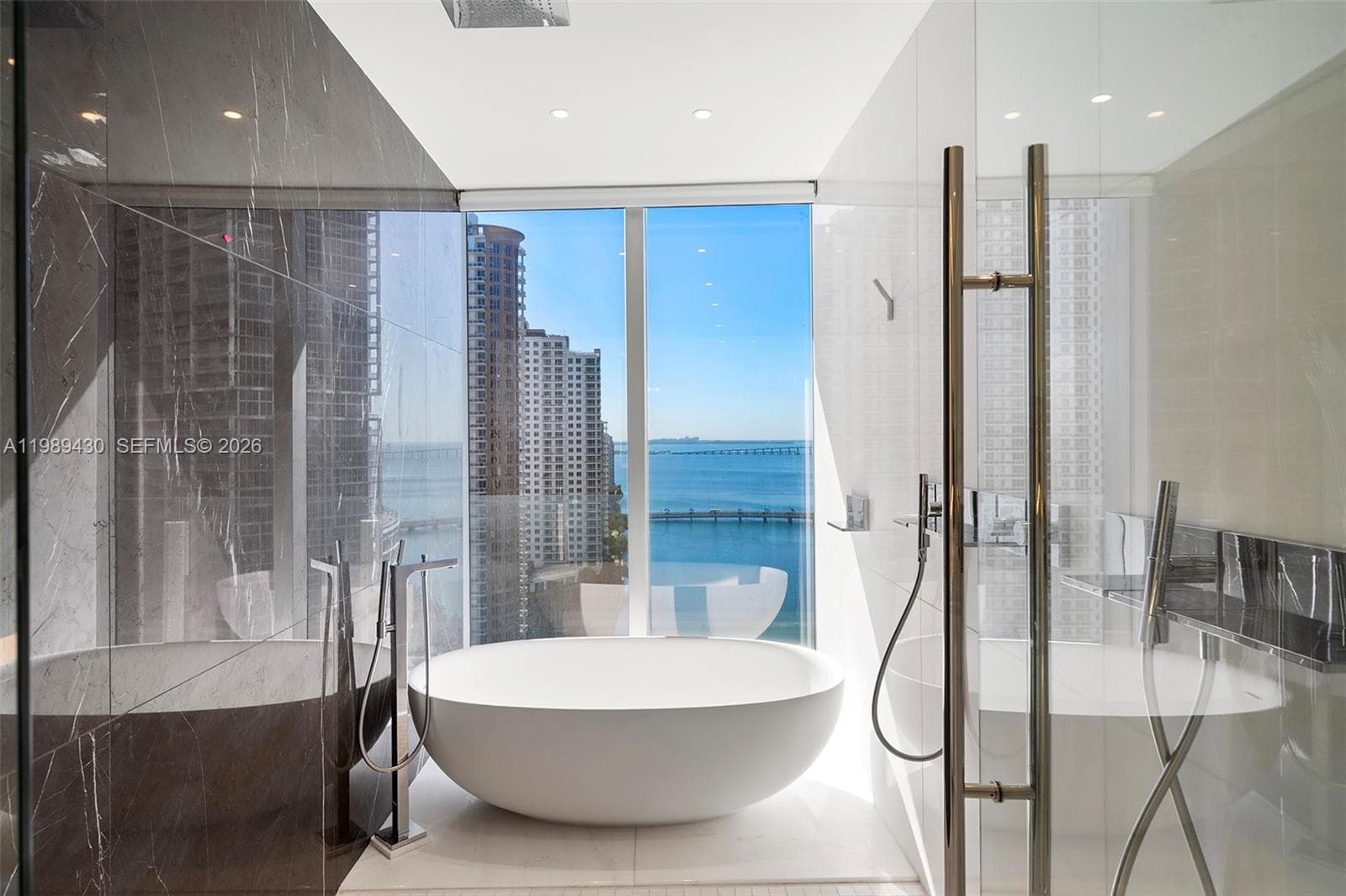 300 Biscayne Blvd Way # 1904C, Miami FL 33131 — 31