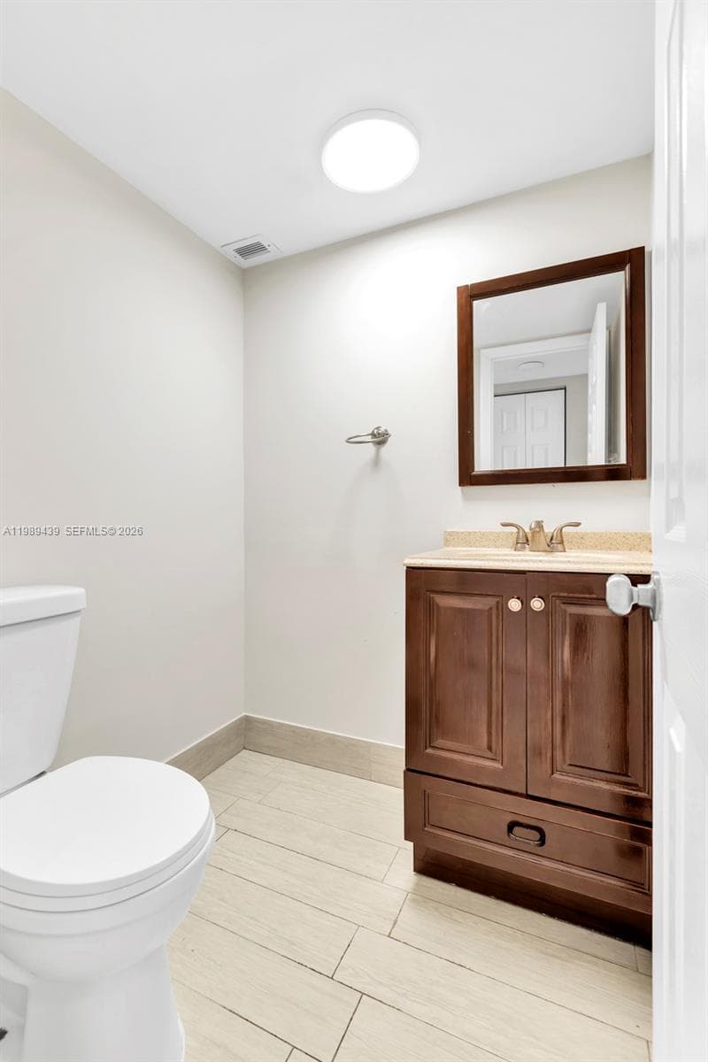 2750 NE 183rd St # 806, Aventura FL 33160 — 13