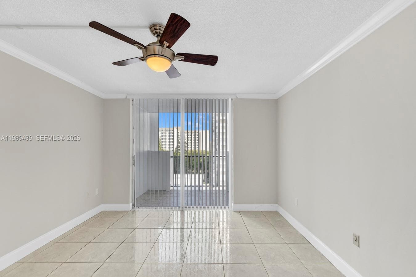 2750 NE 183rd St # 806, Aventura FL 33160 — 17