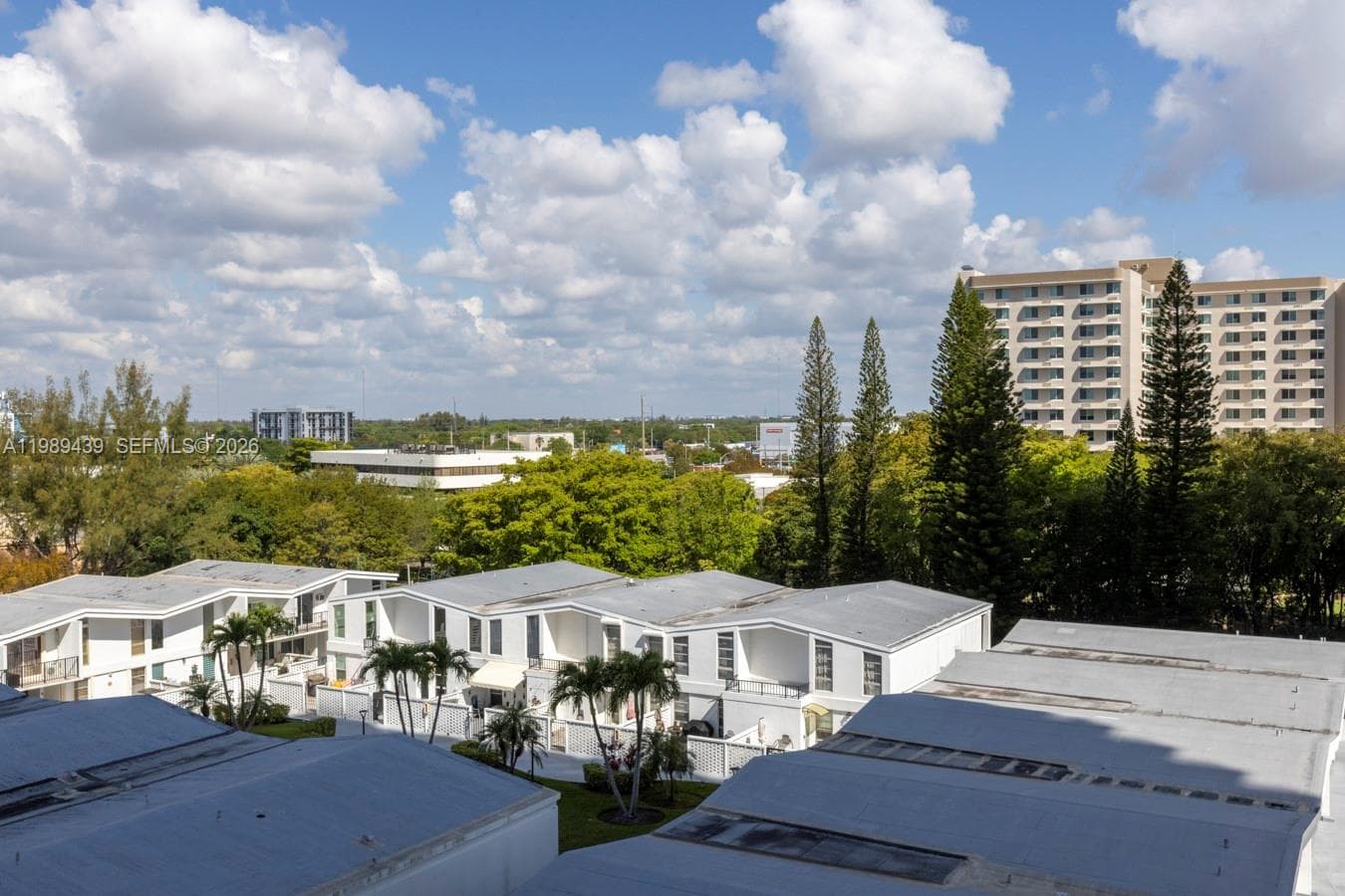 2750 NE 183rd St # 806, Aventura FL 33160 — 10