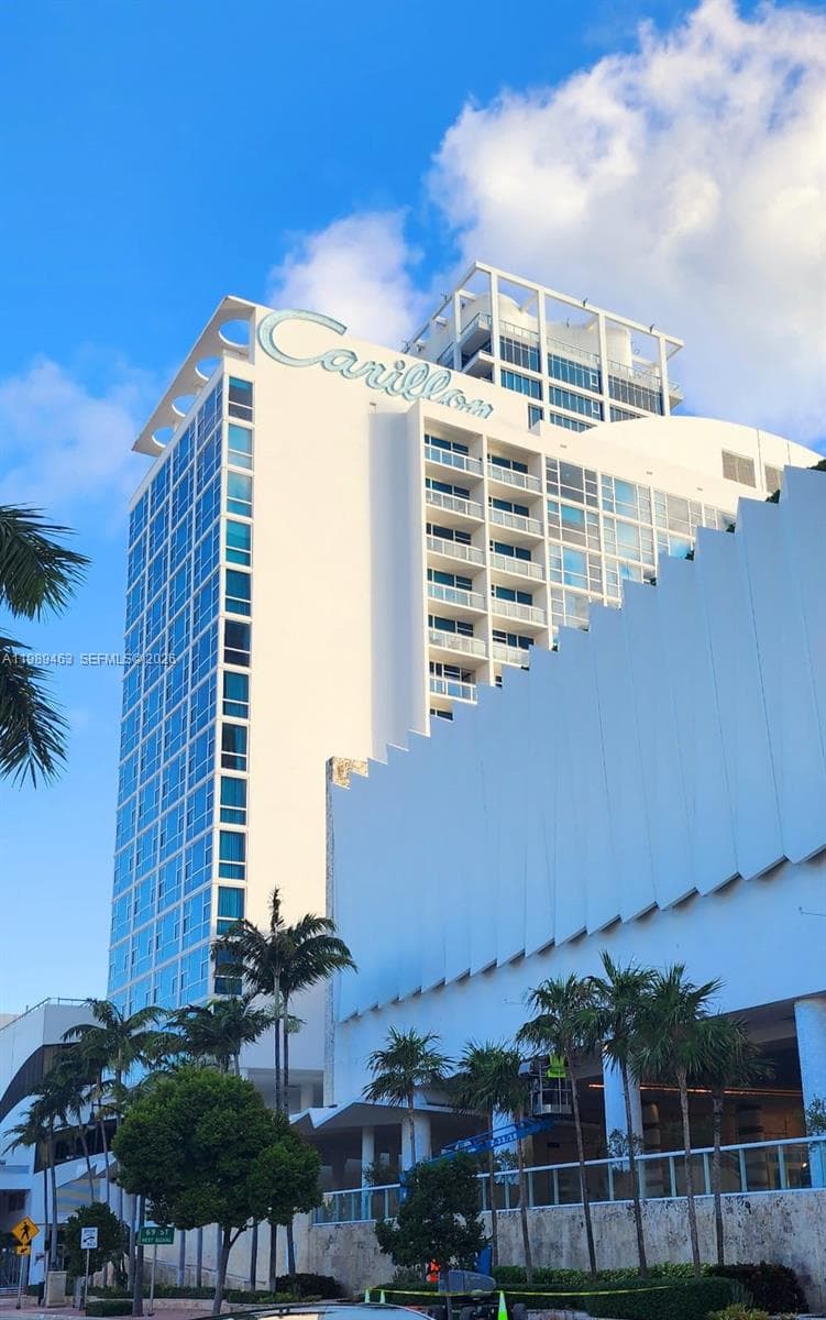 6801 Collins Ave, Miami Beach FL 33141 — 3