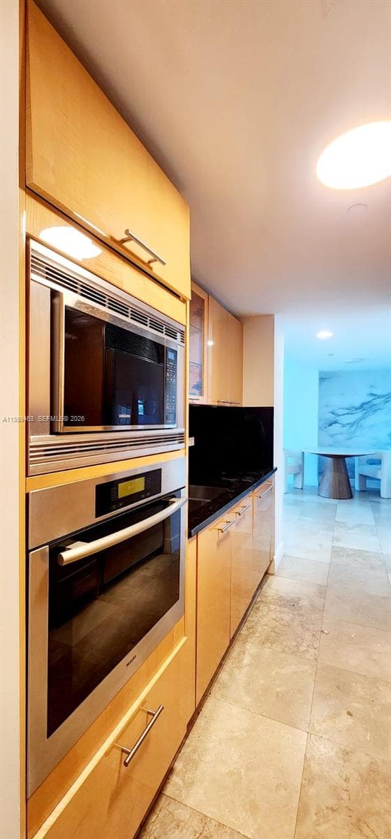 6801 Collins Ave, Miami Beach FL 33141 — 9