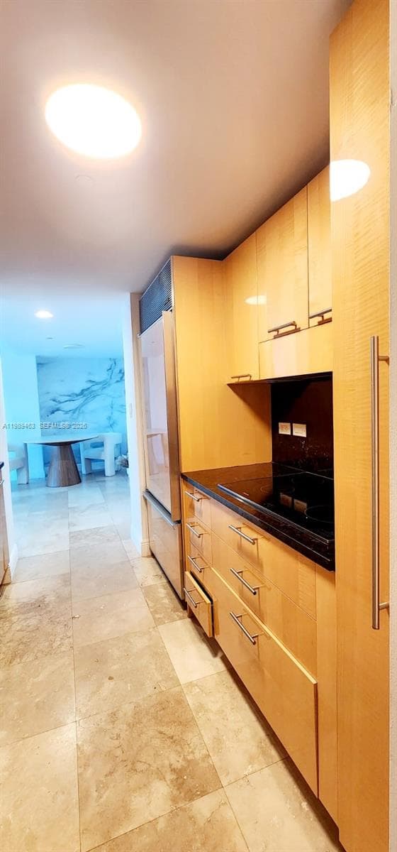 6801 Collins Ave, Miami Beach FL 33141 — 10