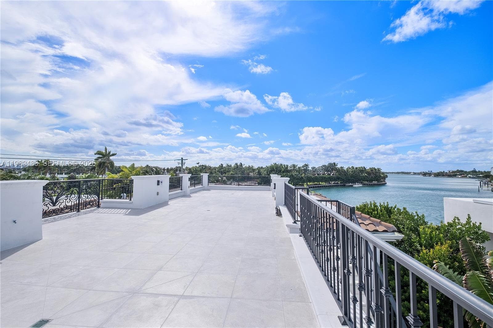 919 92nd St, Surfside FL 33154 — 55