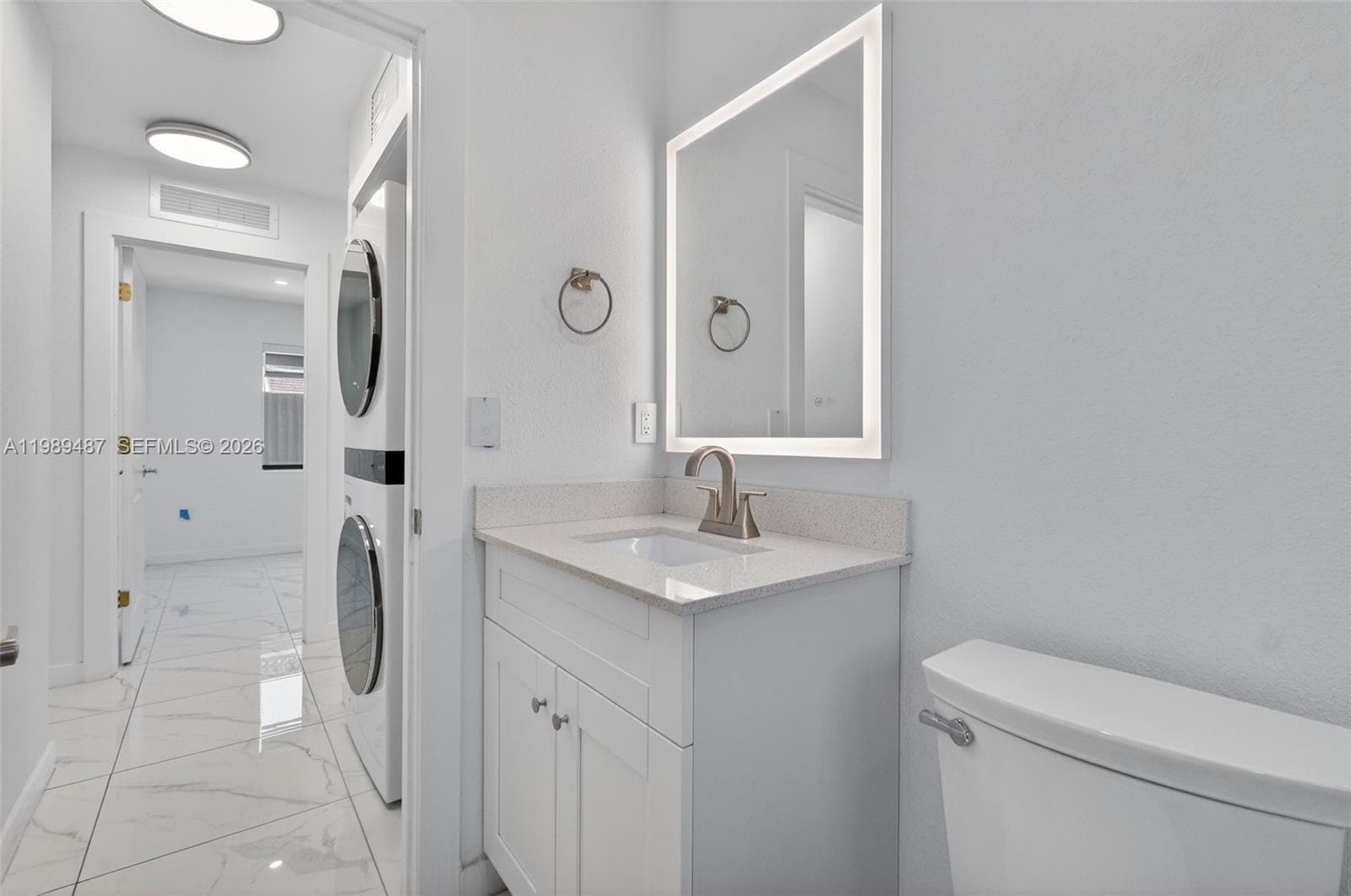 2490 NW 44th St # 2490, Miami FL 33142 — 20