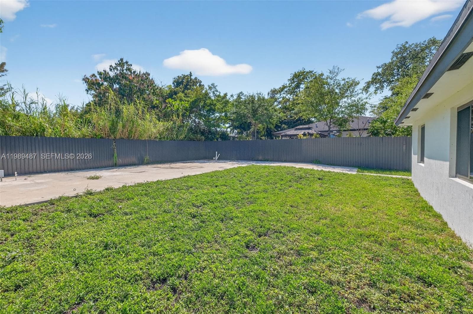 2490 NW 44th St # 2490, Miami FL 33142 — 31
