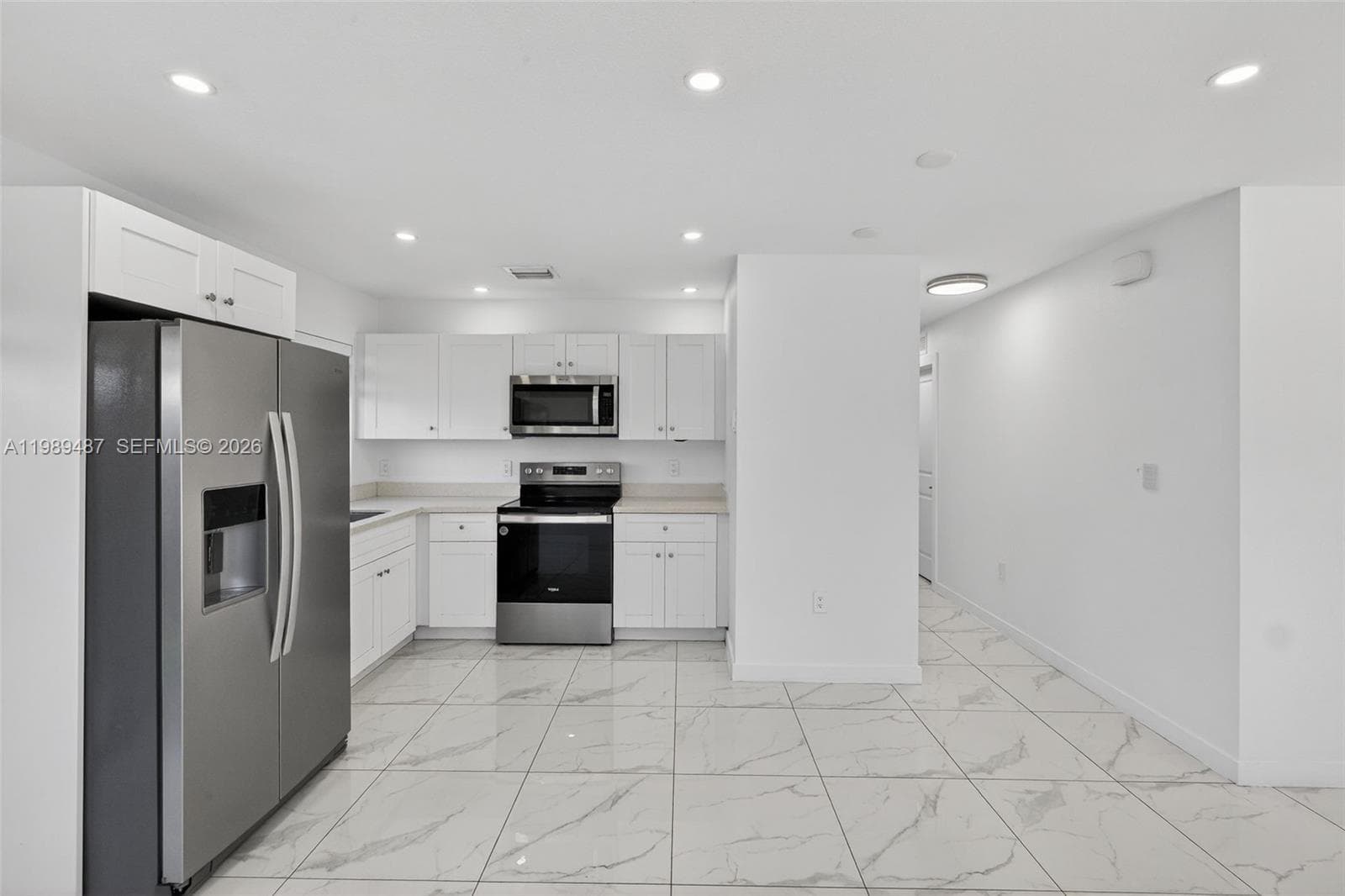 2490 NW 44th St # 2490, Miami FL 33142 — 8