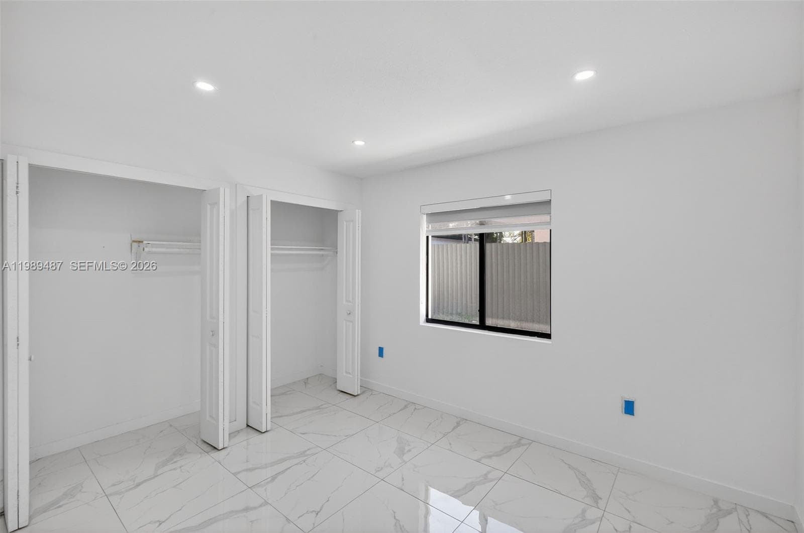 2490 NW 44th St # 2490, Miami FL 33142 — 25