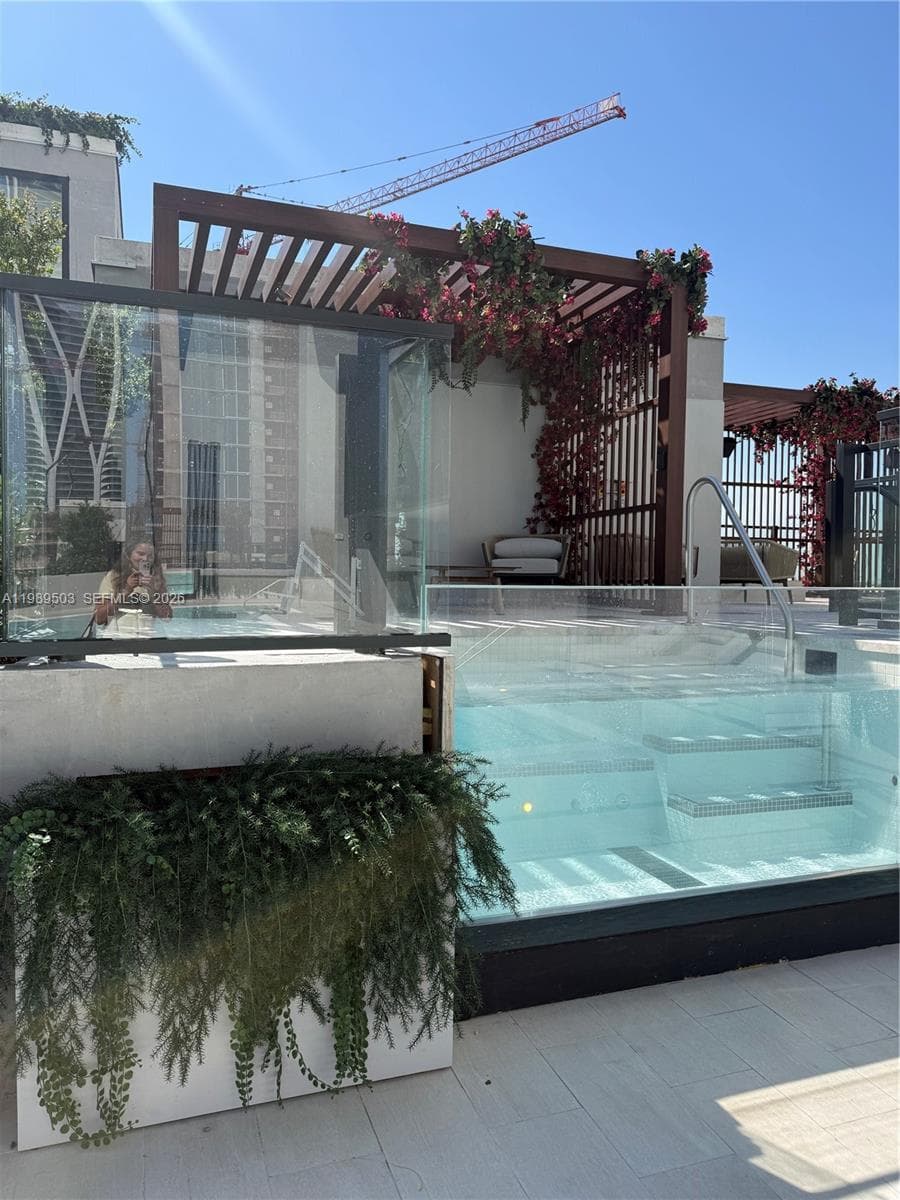 20 NE 11th ST # 3212b, Miami FL 33132 — 3