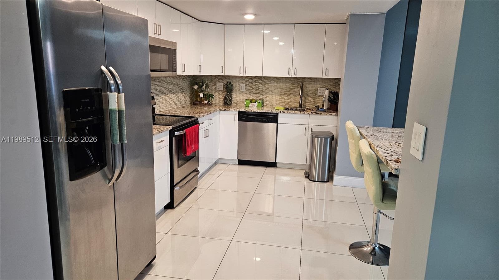 11111 Biscayne Blvd # 3F, Miami FL 33181 — 2