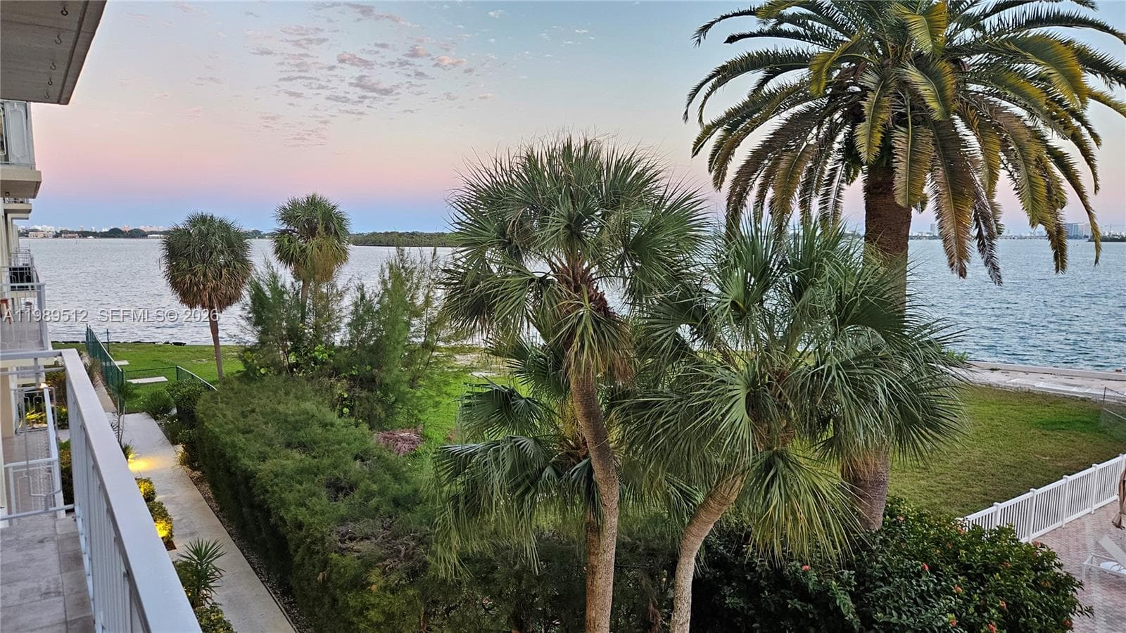 11111 Biscayne Blvd # 3F, Miami FL 33181 — 17