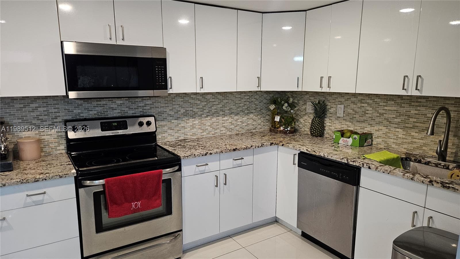 11111 Biscayne Blvd # 3F, Miami FL 33181 — 3