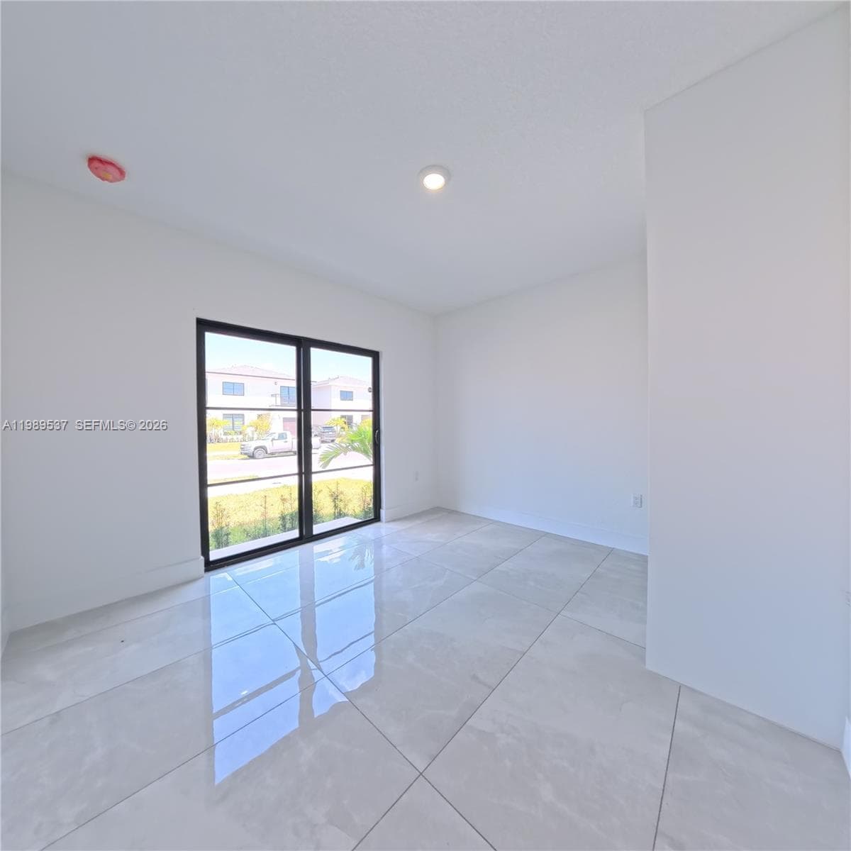 1374 NW 1st St, Florida City FL 33034 — 5