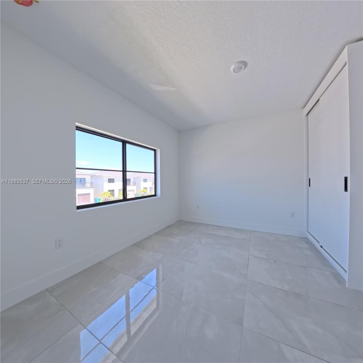 1374 NW 1st St, Florida City FL 33034 — 18