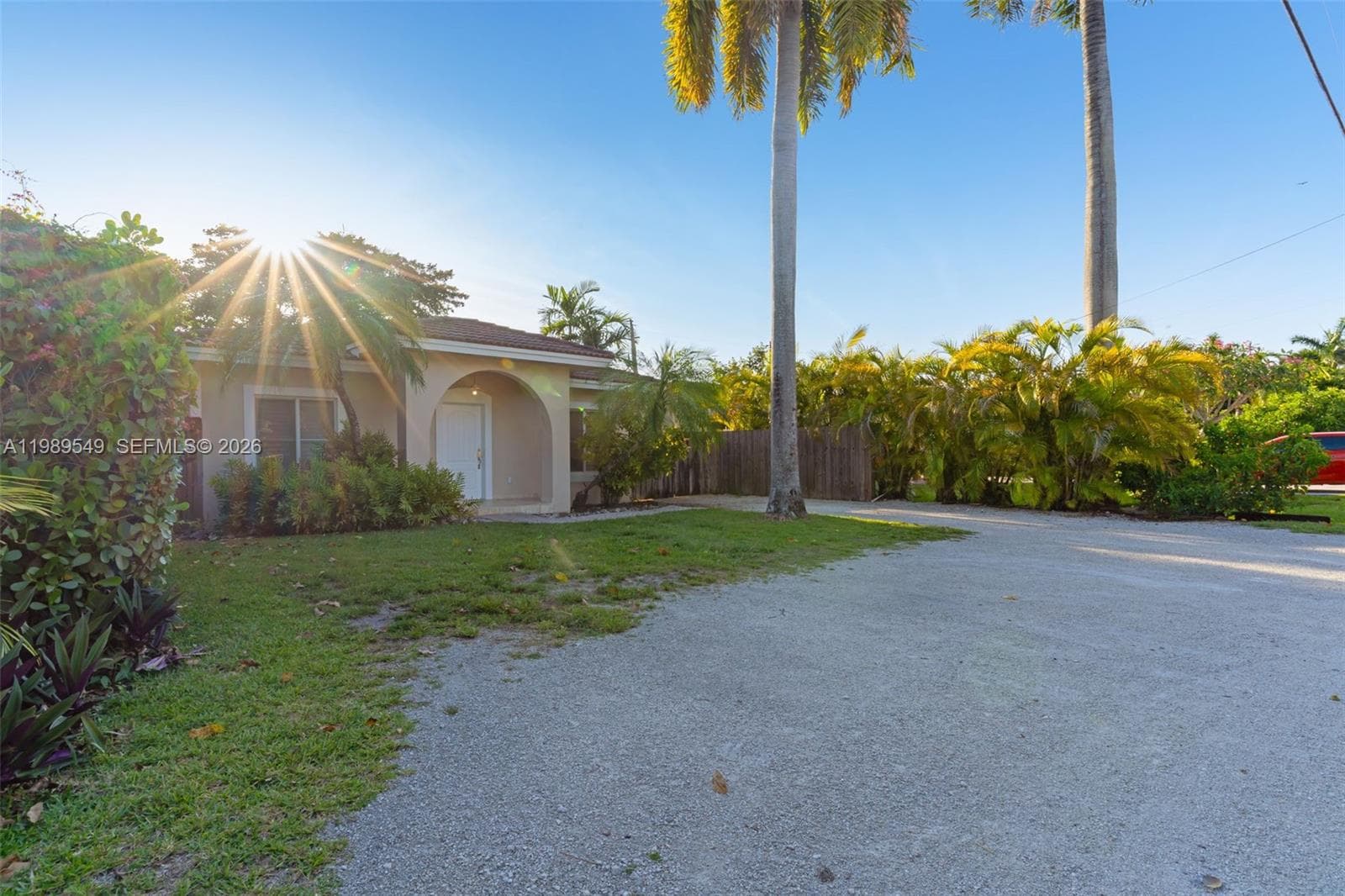 7048 SW 83rd Ct, Miami FL 33143 — 2