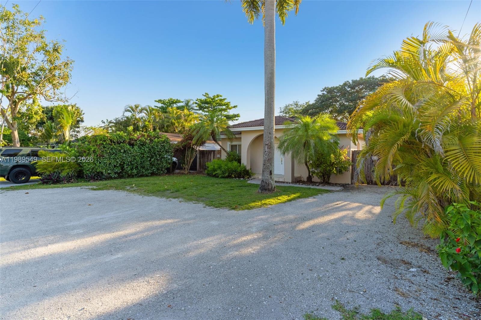7048 SW 83rd Ct, Miami FL 33143 — 3