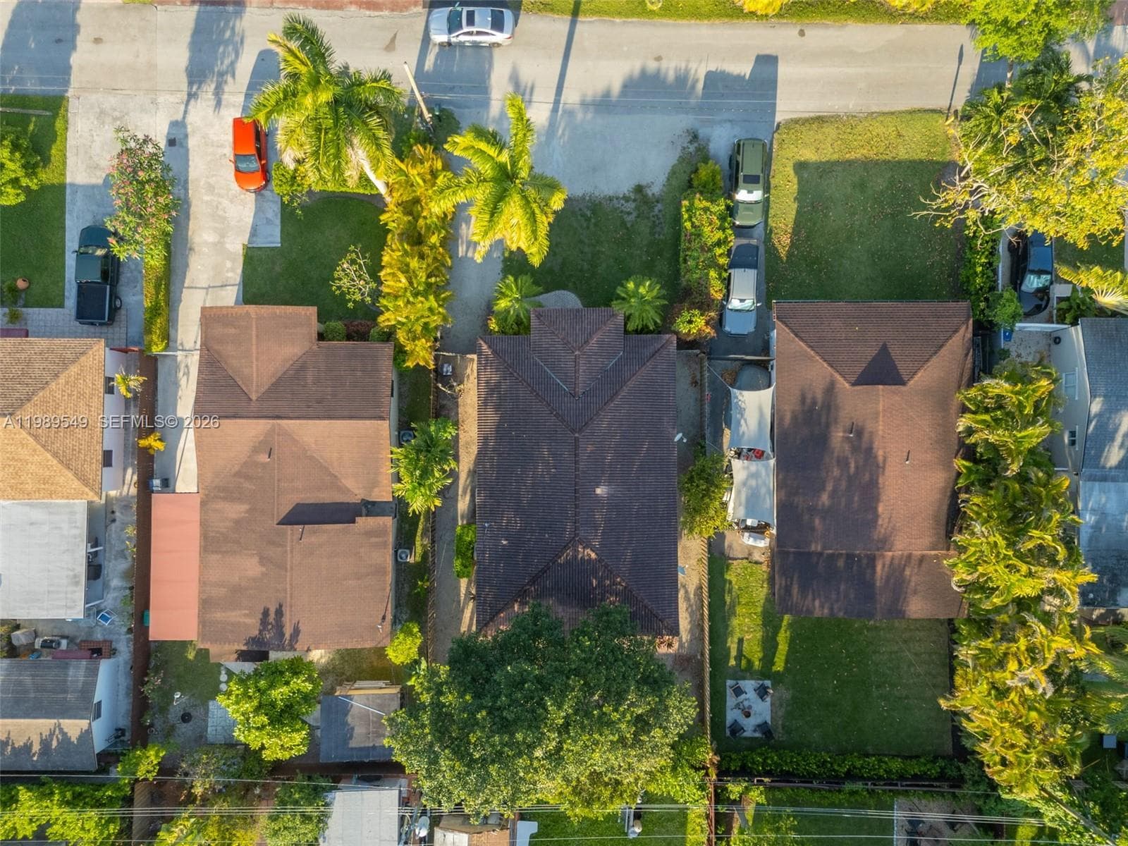 7048 SW 83rd Ct, Miami FL 33143 — 36