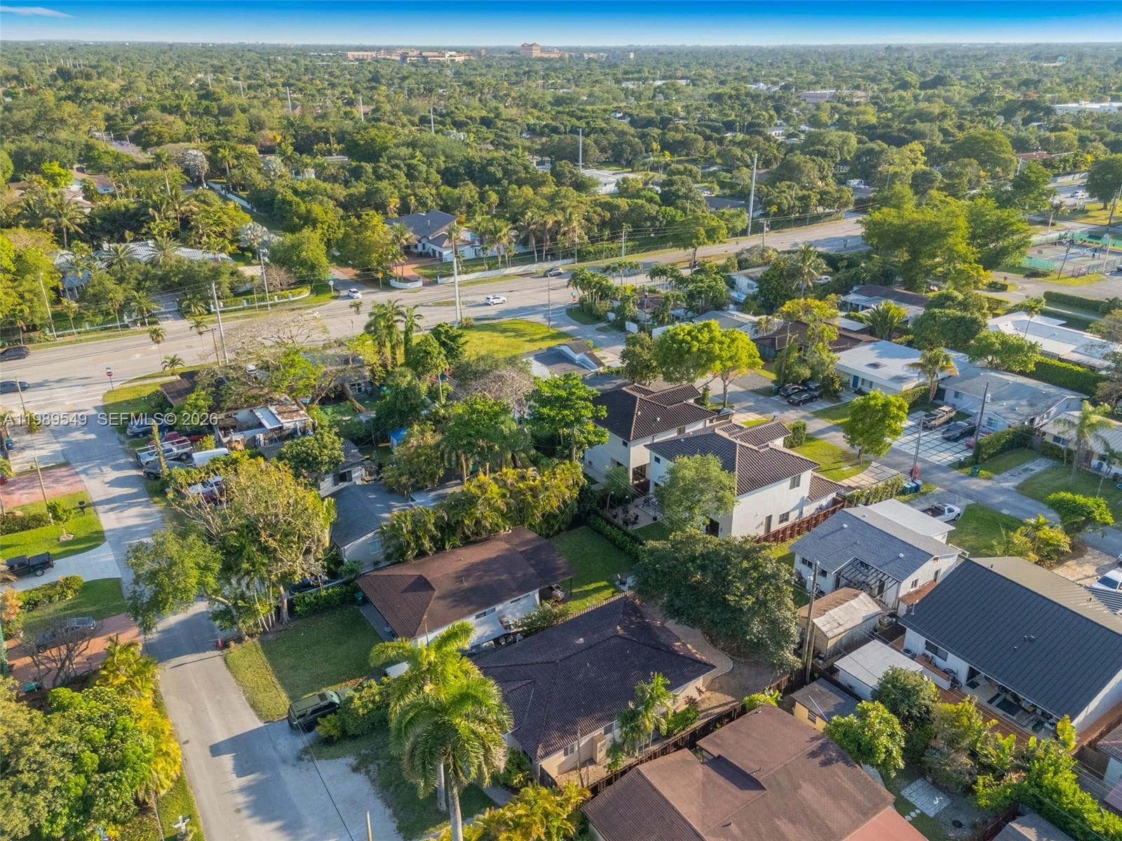 7048 SW 83rd Ct, Miami FL 33143 — 38