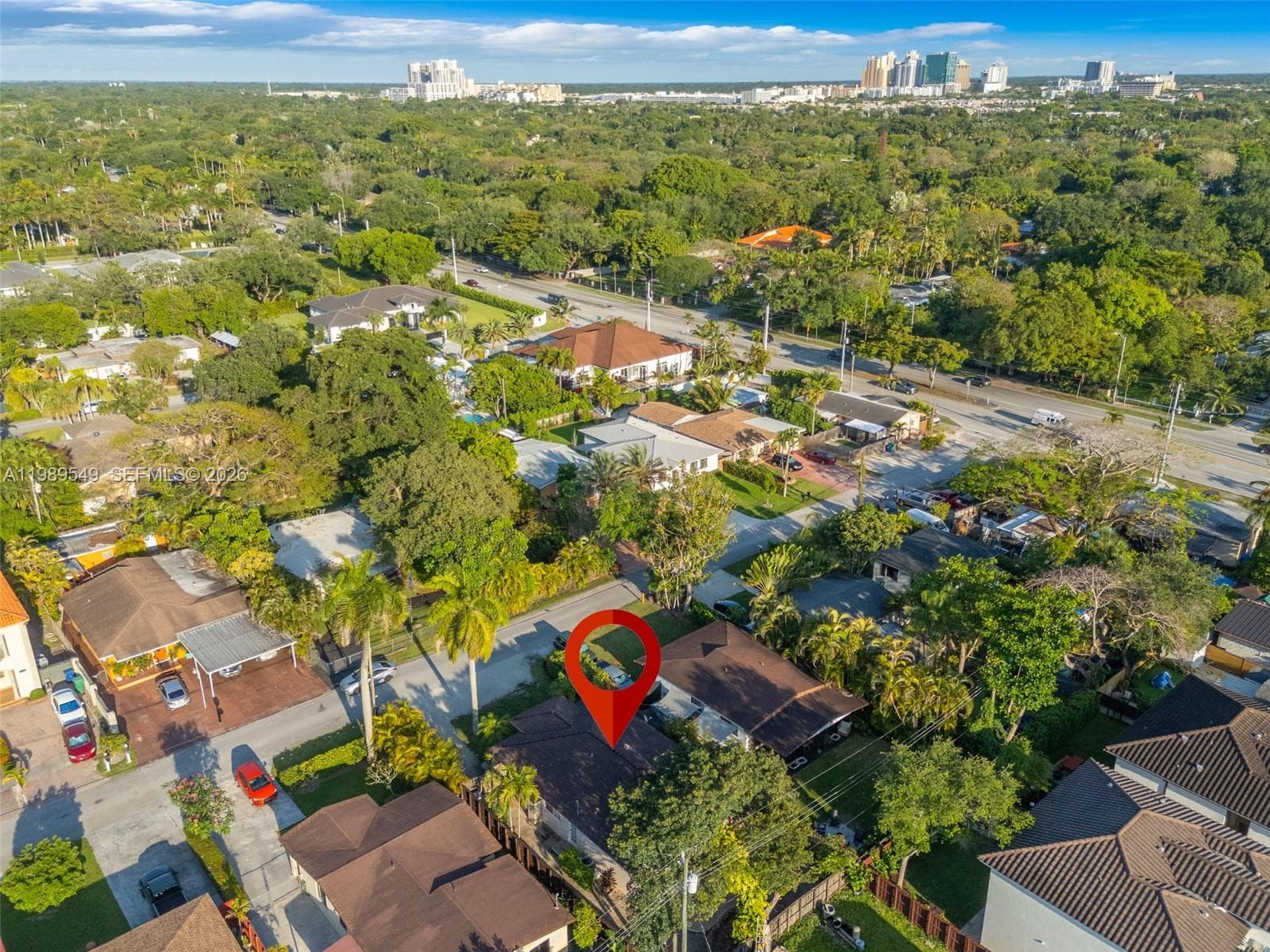 7048 SW 83rd Ct, Miami FL 33143 — 33
