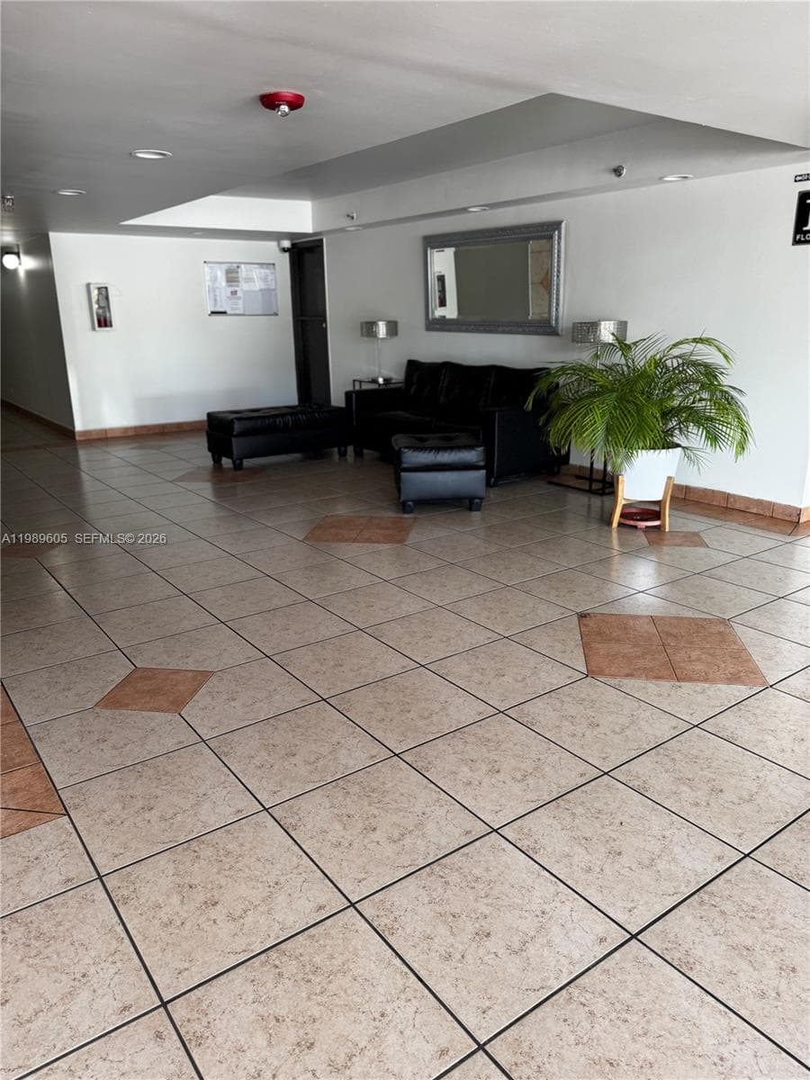9686 Fontainebleau Blvd # 301, Miami FL 33172 — 19