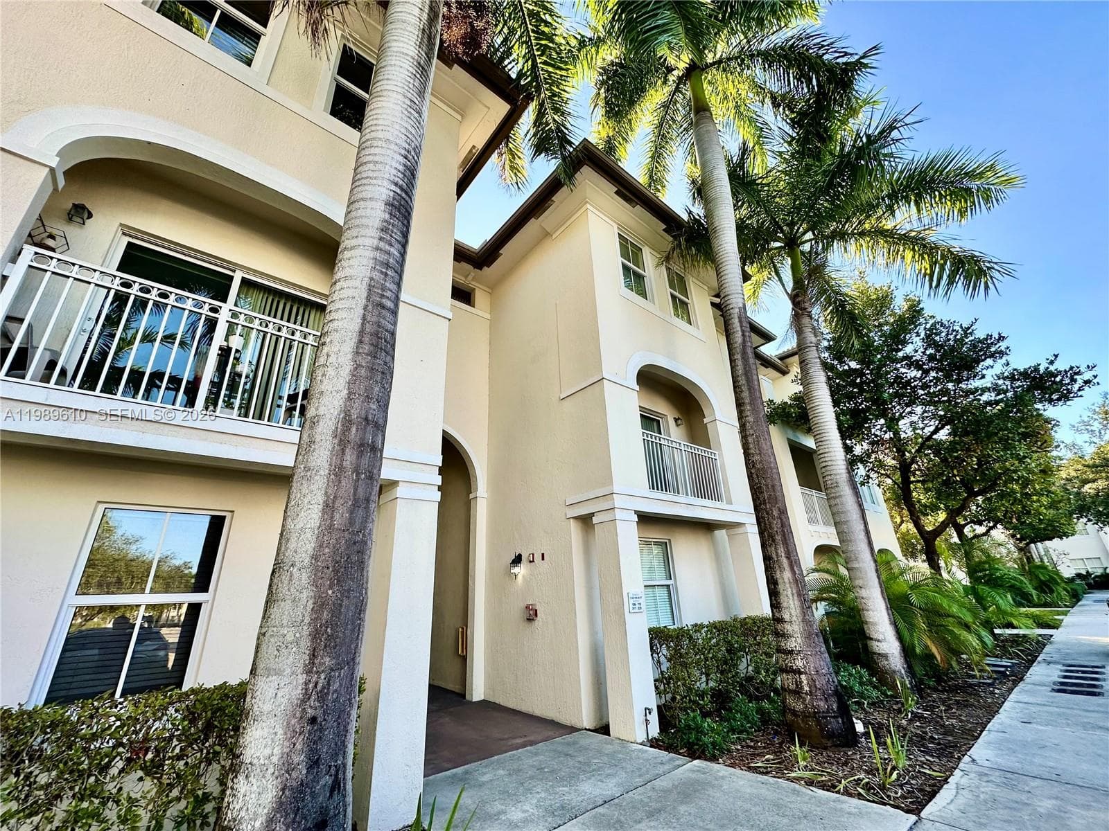 11403 NW 89th St # 219, Doral FL 33178 — 1