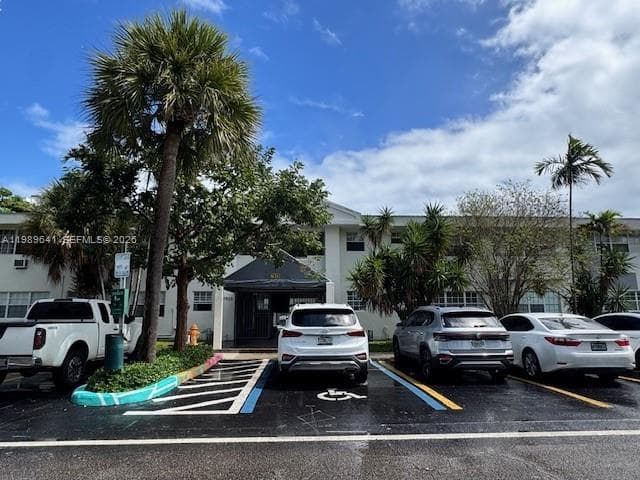 7925 West Dr # 16, North Bay Village FL 33141 — 1