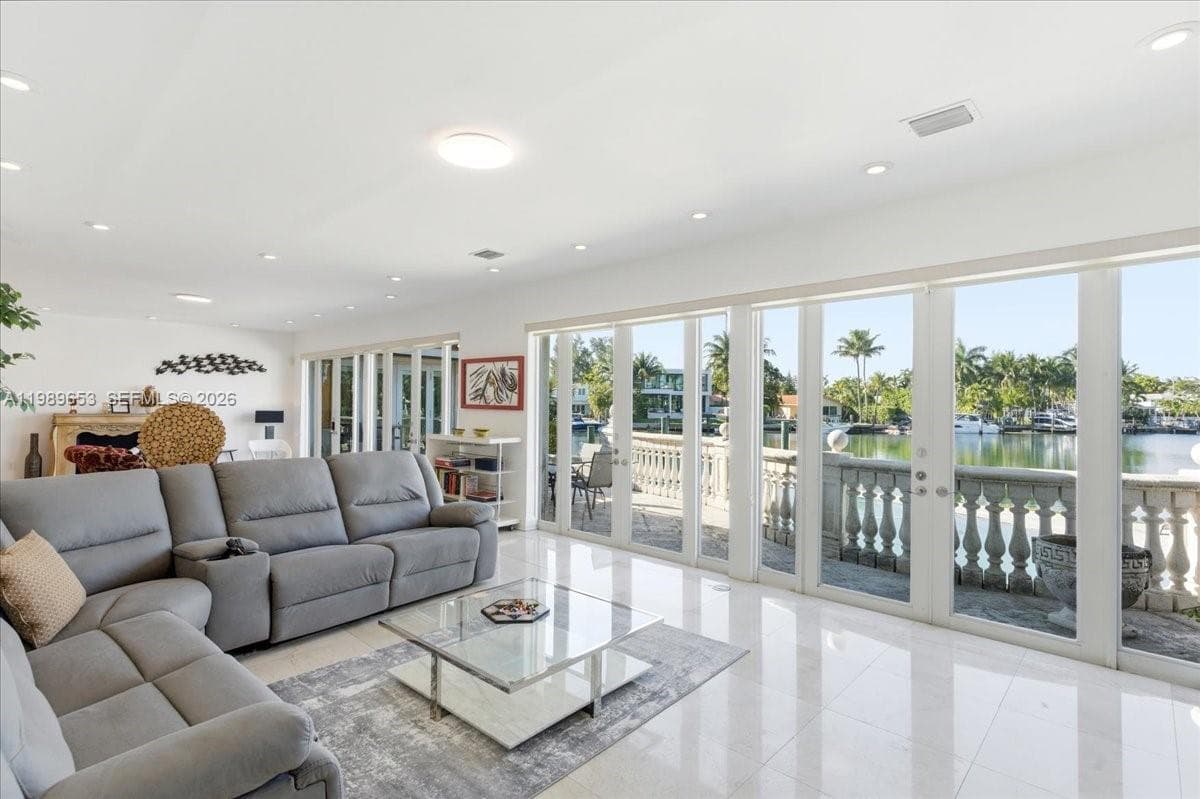 1249 Biscaya Dr, Surfside FL 33154 — 13