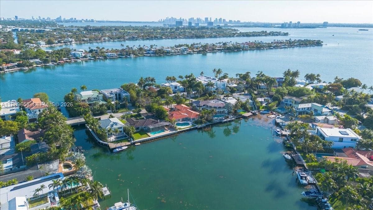 1249 Biscaya Dr, Surfside FL 33154 — 3