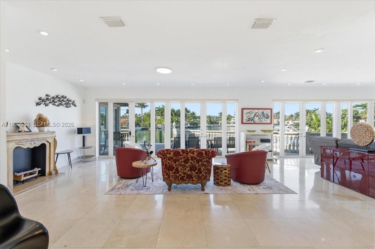 1249 Biscaya Dr, Surfside FL 33154 — 10