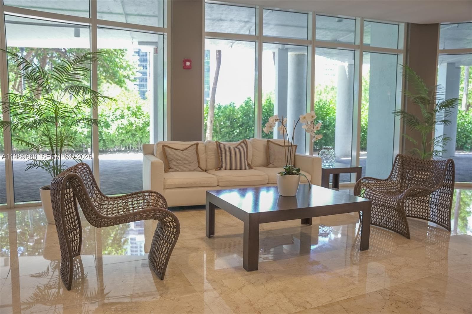 6515 Collins Ave # 1709, Miami Beach FL 33141 — 17