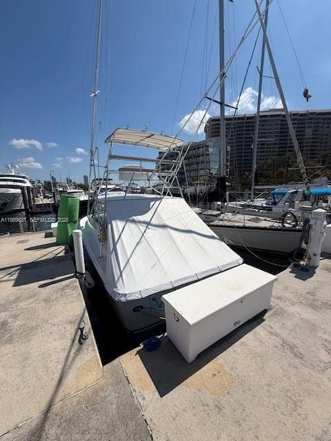 4 Grove Isle Drive Slip D-10, Miami FL 33133 — 10