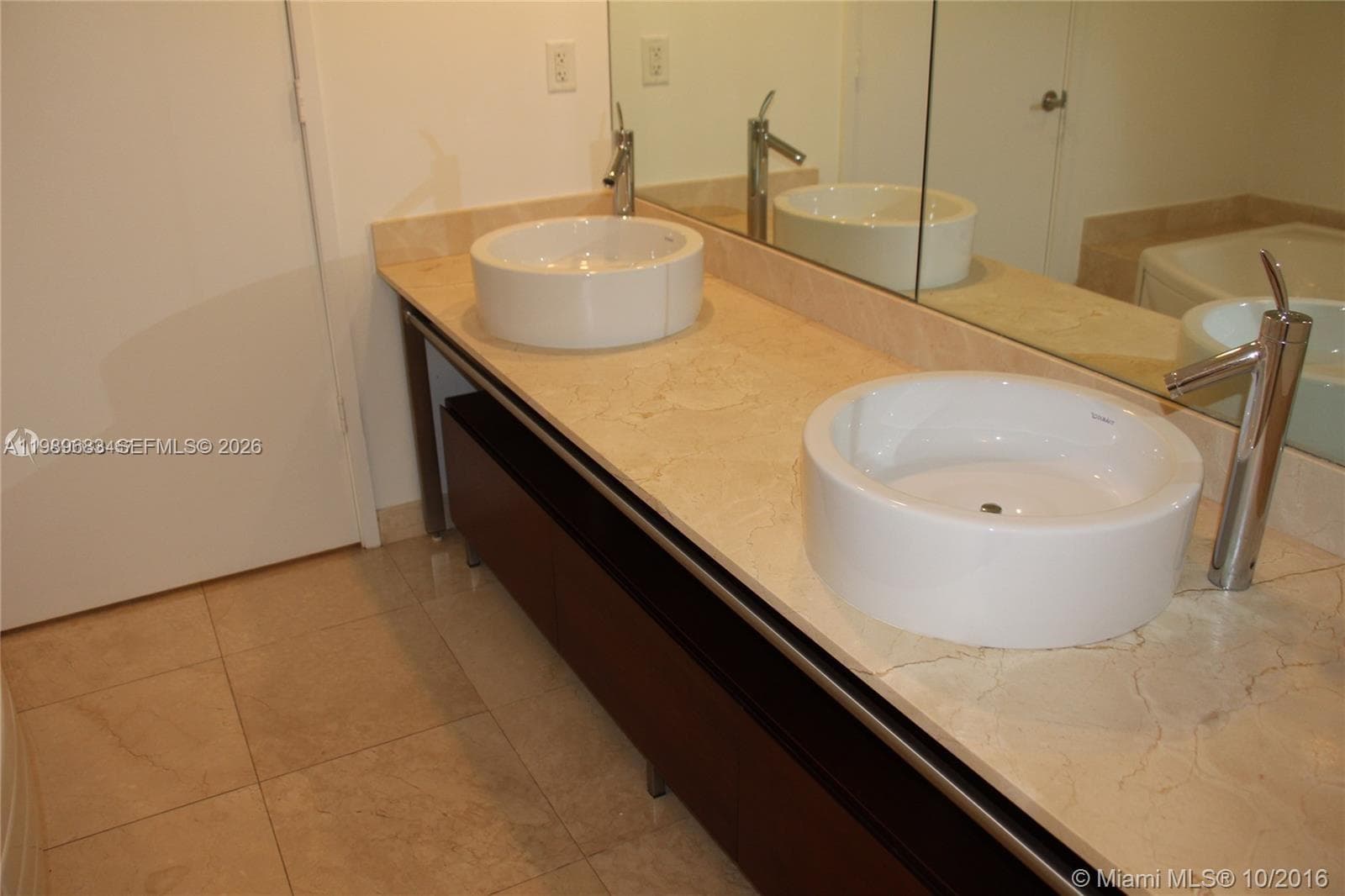 16275 COLLINS AV # 2303, Sunny Isles Beach FL 33160 — 15
