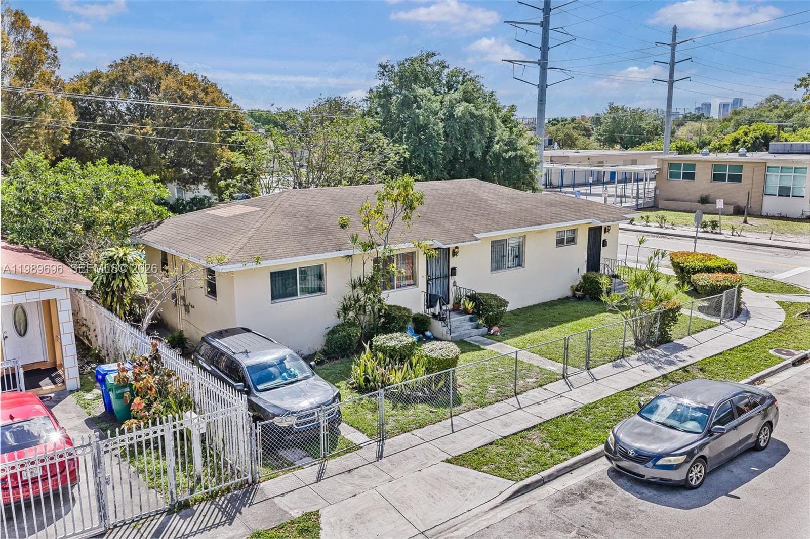 6701 NW 5th Ave, Miami FL 33150 — 42