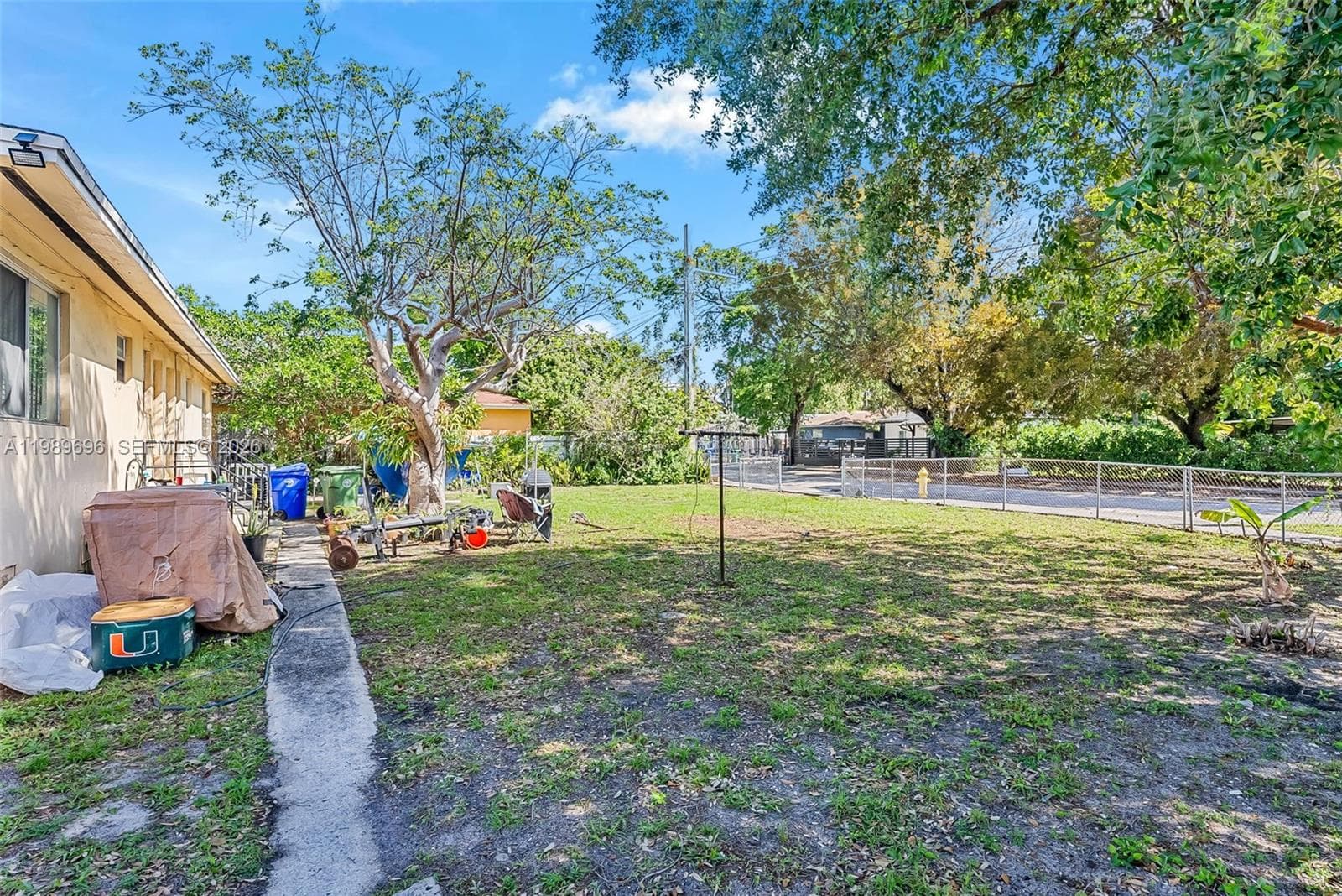 6701 NW 5th Ave, Miami FL 33150 — 32