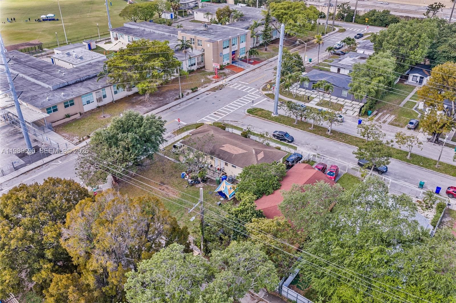 6701 NW 5th Ave, Miami FL 33150 — 40