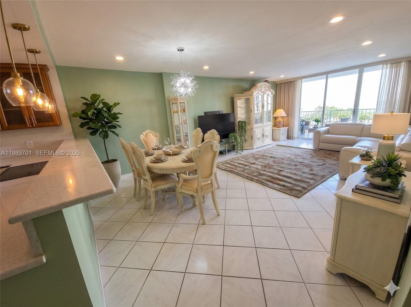 2851 NE 183rd St # 905E, Aventura FL 33160 — 9