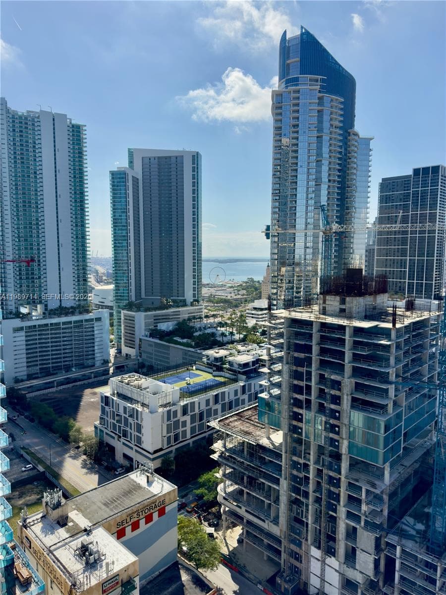 20 NE 11th St # 3006A, Miami FL 33132 — 2