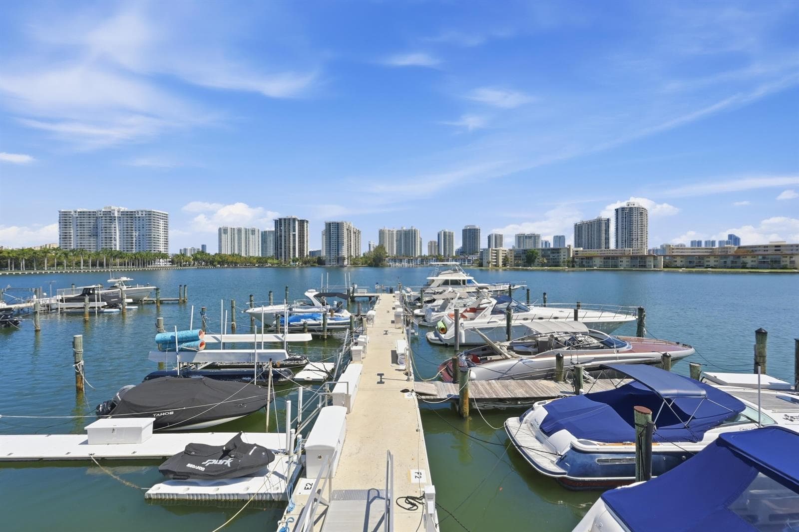 18011 Biscayne Boulevard # 1502, Aventura FL 33160 — 23