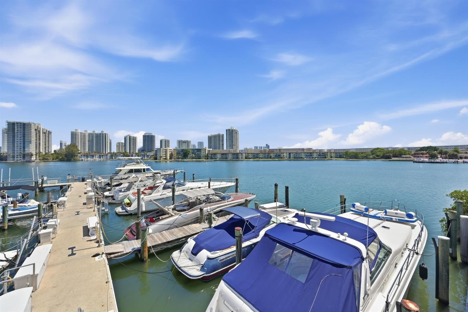 18011 Biscayne Boulevard # 1502, Aventura FL 33160 — 24