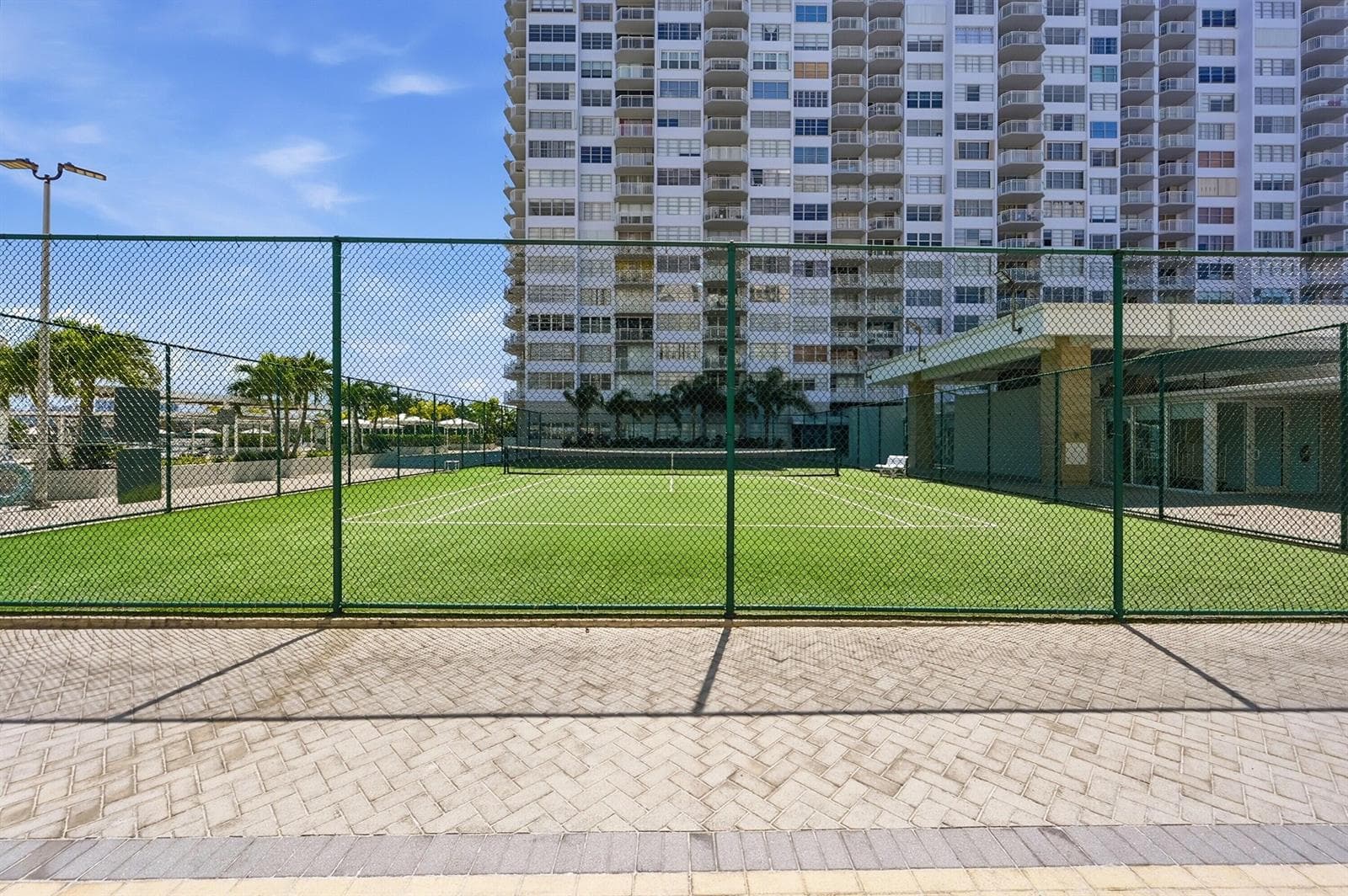 18011 Biscayne Boulevard # 1502, Aventura FL 33160 — 34