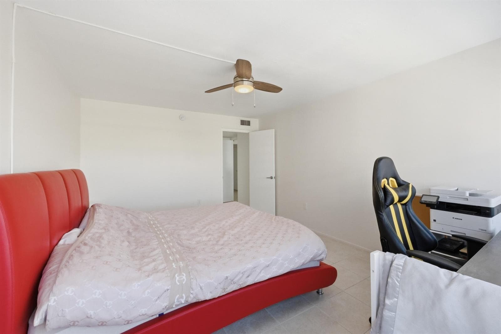 18011 Biscayne Boulevard # 1502, Aventura FL 33160 — 15
