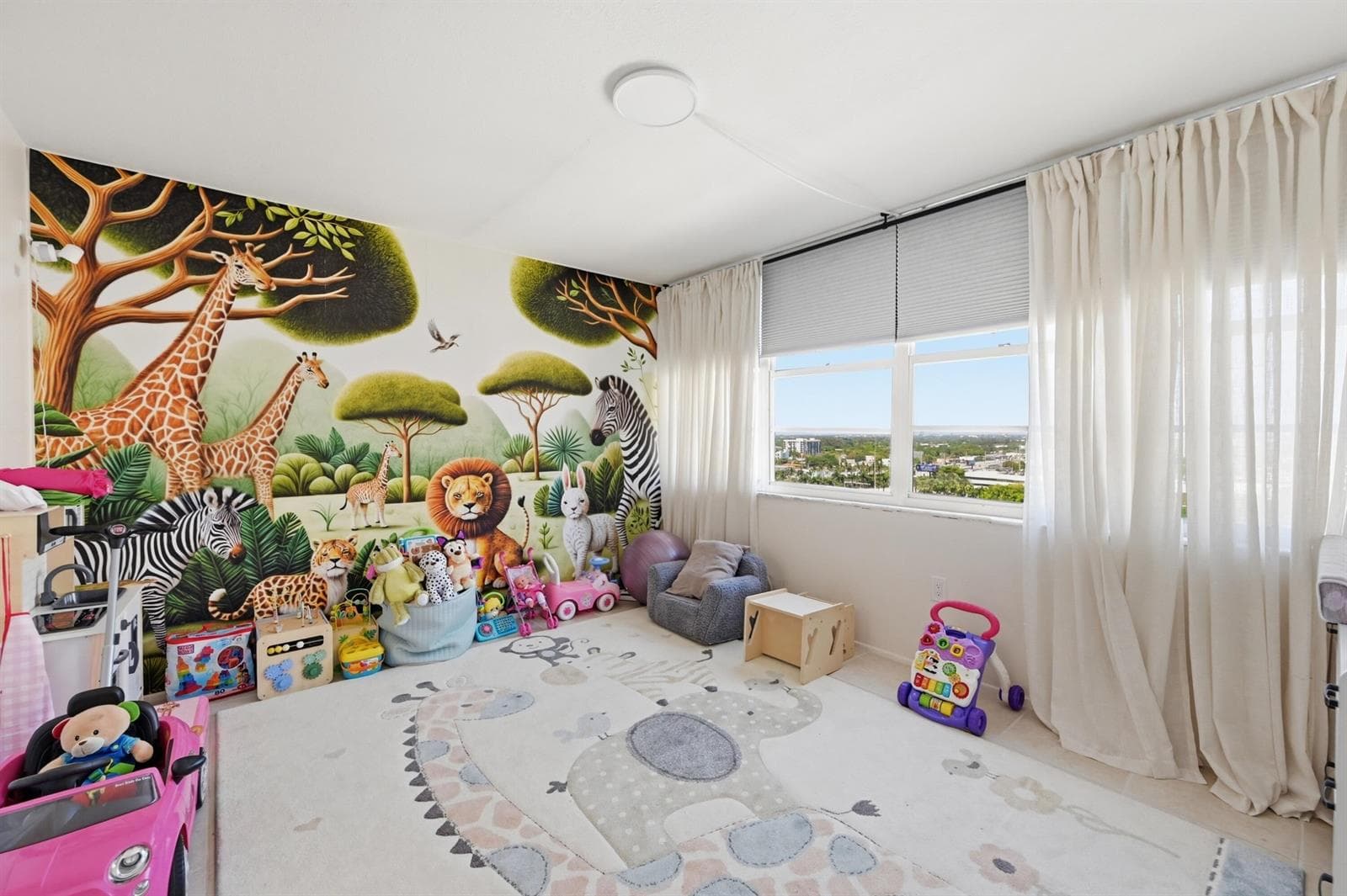18011 Biscayne Boulevard # 1502, Aventura FL 33160 — 19