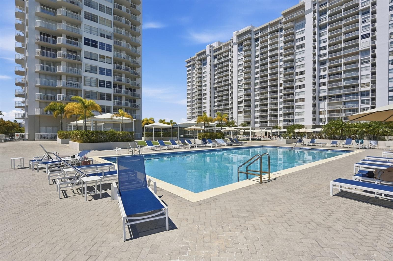 18011 Biscayne Boulevard # 1502, Aventura FL 33160 — 21